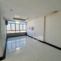 Cần Cho Thuê Chung Cư Giai Việt Q. 8 105M2 3Pn