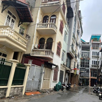 Bán Nhà Ngã Tư Đường Láng - Cầu Giấy, Lô Góc 2 Thoáng, Ô Tô 7 Chỗ, 6 Tầng Thang Máy, 15 Tỷ