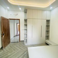 Cần bán gấp nhà 1 trệt 2 lầu, 55m2 4PN - 3WC, sổ hồng hoàn công, giá chỉ 5 tỷ 3 TL,Lh: 0388668882 gặp  Tâm ( zalo )