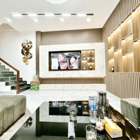 Bán Nhà Đẹp Bồ Đề 48M2 - 7 Tỷ - Ô Tô Gần - Full Nội Thất - Trung Tâm Tiện Ích - Pháp Lý Rõ Ràng