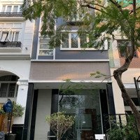 Bán Nhà Mặt Phố Hưng Gia 3, Pmh-Q7, Tphcm. Nhà 1 Trêt, 1Lửng, 3 Lầu. Giá Chỉ: 36 Tỷ. Liên Hệ: 0981934936