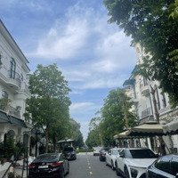 Duy Nhất Căn Liền Kề 96M2 Venice Thô Nguyên Bản Giá Hơn 13 Tỷ. Liên Hệ: 0902.90.93.94 E. Vân Anh