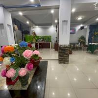 Nhỉnh 8 tỷ - nhà 3 tầng ở và kinh doanh - 99m2 - 9x11 - hẻm xe tải - Khu tên Lửa, An Lạc A , Bình Tân