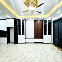 Nhà Đẹp Thang Máy - Tứ Liên - 37M2 X 5T -Mặt Tiền4.8M - Full Nội Thất - Ở Luôn