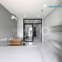 Căn Hộ 1 Phòng Ngủ Cho Thuê Mới 100% Ở Nguyễn Hữu Cảnh Gần Landmark Ban Công Full Nội Thất 40M2