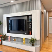 Bán Căn Hộ 3Pn 2 Vệ Sinh Diện Tích 140M2, Bàn Giao Full Nội Thất Tại Hà Nội Paragon