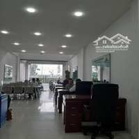 Văn Phòng Cho Thuê Mặt Tiền Phạm Văn Đồng 1 Trệt 5 Lầu, Đối Diện Gigamall