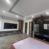Nhà Đẹp Phố Trạm Long Biên Hà Nội Cầu Thang Máy Fun Nội Thất 45M2