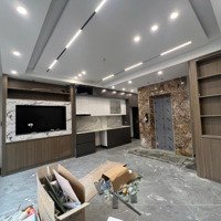 Nhà Đẹp Phố Trạm Long Biên Hà Nội Cầu Thang Máy Fun Nội Thất 45M2