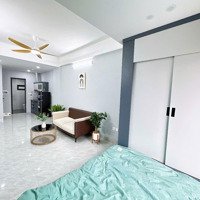 Khai Trương Ccmn 35M2 Xịn Sò. Full Nội Thất, Ban Công Thoáng. Ô Tô Đỗ Cửa Tại Giáp Bát