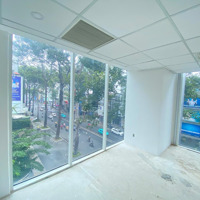 Cho Thuê Văn Phòng Đường 3/2. Ngay Cổng Hà Đô Centrosa... Diện Tích: 200M2 - Giá: 75 Triệu/Th