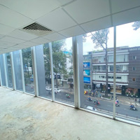 Cho Thuê Văn Phòng Đường 3/2. Ngay Cổng Hà Đô Centrosa... Diện Tích: 200M2 - Giá: 75 Triệu/Th