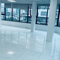 Cho Thuê Văn Phòng Đẹp Lô Góc Vào Ngay Giá Rẻ Đẹp 100M2 Có Pccc Đầy Đủ, An Ninh Tốt 0902131683