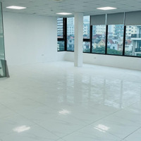 Cho Thuê Văn Phòng Đẹp Lô Góc Vào Ngay Giá Rẻ Đẹp 100M2 Có Pccc Đầy Đủ, An Ninh Tốt 0902131683