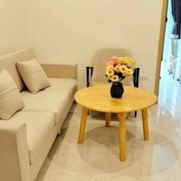 Căn Hộ Chung Cư Dịch Vụ 2 Ngủ Cho Thuê Tại Ngõ 40 Âu Cơ Tây Hồ