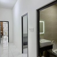 Cho Thuê Cc Starlight Riverside, 9 Triệu, 72M2, 2 Phòng Ngủ 2 Vệ Sinh View Đẹp Ở Q6, Lh Trúc: 0902909450