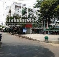 Cho Thuê Căn Hộ Chung Cư Lầu 3, Có Ban Công. Địa Chỉ: Lầu 3, Lô B1 C/C 189B Cống Quỳnh
