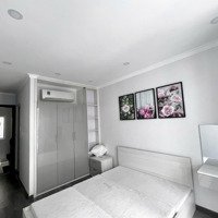Phòng Ban Công Full Nội Thất Quận 1