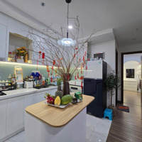Cần Bán Nhanh Căn 2 Phòng Ngủchung Cư Fpt Plaza 2 Đà Nẵng, Đầy Đủ Nội Thất Cao Cấp, Decor Đẹp, Sổ Hồng Sẵn