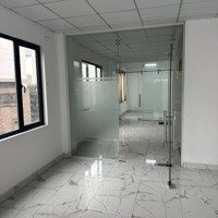 Chính Chủcho Thuê Văn Phòng95M2 Lô Góc View Cực Thoáng Mặt Phố Dịch Vọng Khúc Thừa Dụ Chỉ 14 Triệu/Th