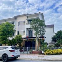 Dành riêng cho nhà đầu tư chỉ cần 3.2tỷ sở hữu căn villa 180m2 tại Centa Park view. Lãi suất 0% 1 năm, có sổ hồng riêng