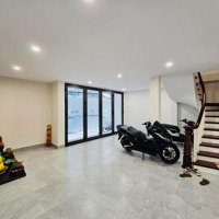 Trần Khát Chân - Nhà Đẹp Ở Ngay - Sát Phố, Ôtô Chỗ Vào Nhà - Vừa Ở Vừa Kinh Doanh - Mặt Tiền Khủng