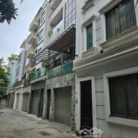 Bán Gấp Nhà Liền Kề Đẹp Tại Xuân La, Tây Hồ, Giá Thỏa Thuận, 90M2 - Mặt Tiền : 5M , Thang Máy