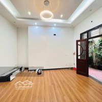 Dịch Vọng, Cầu Giấy: Nhanh Mới Kịp- 8.7 Tỷ Có 46M, 4 Phòng Ngủmặt Tiền7.7M