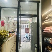 Sang Nguyên Căn Gồm Mặt Bằng Shop Thời Trang Full Nội Thất+ 1 Lầu- Hẻm Lớn Võ Thị Sáu, Q3