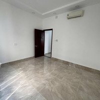 Bán Nhà Bùi Đình Tuý, P12 - Nhà Mới Dọn Vào Ở Ngay - 5 Pn 4 Vệ Sinh- 75M. Giá Bán 8.860Tỷ Tl