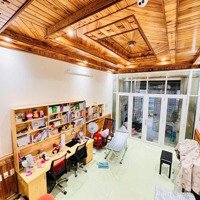 Nhà Đẹp Đi Bộ Ra Chợ Vĩnh Hải Nha Trang Hẻm Oto Cách Biển 1,5Km