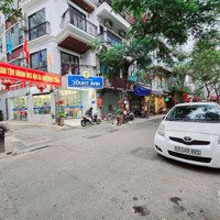 Bán Giá Rẻ Nhất Nhà Phố Trịnh Công Sơn Tây Hồ 40M 6 Tầng Thang Máy View Hồ Nhỉnh 9 Tỷ Liên Hệ: 0972472697