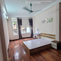 Cho Thuê Nhà Ngõ 419 Nguyễn Khang 55M2 X5T Ô Tô Đỗ Cửa