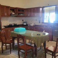 Bán Biệt Thự 2 Tầngmặt Tiềngần Nguyễn Xuân Khoát, Q. Sơn Trà, 180M2, 15 Tỷ (//Phạm Văn Đồng)