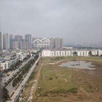Do Chuyển Lên Phố Nên Vợ Chồng Em Quyết Định Bán 2 Phòng Ngủtòa 18T1 The Golden An Khánh 70M2, 2Pn
