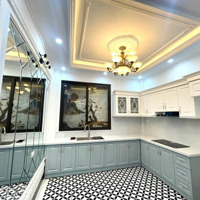 Cần Bán Nhà Ngõ Phố Nguyên Hồng Phía Sau Đài Truyền Hình Xây Mới 7 Tầng