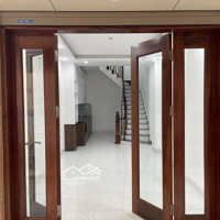 Bán Nhà Riêng Gần Bến Xe Mỹ Đình, Gara, 10.8 Tỷ