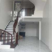 Bán Nhà Riêng 4 Phòng Ngủ 4 Vệ Sinh 37M2, 4,7 Tỷ Tại Hữu Hòa, Thanh Trì, Hà Nội