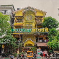 Cho Thuê Nhà Mặt Phố Quảng An. Diện Tích 300M X 3 Tầng + 100M Sân Vườn. Mặt Tiền 12M Thoáng Mát.