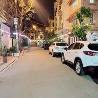 Căn Nhà 4 Tầng Dân Xây Tại Tô Vũ - Văn Cao - Đường 12M