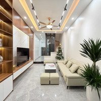 Hoa Hậu Phố Hàm Nghi - Khu Vip Đáng Sống Bậc Nhất Hà Nội - 6 Tầng Thang Máy - Full Nội Thất