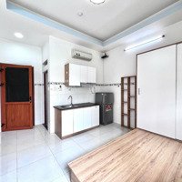 Cho Thuê Căn Hộ Studio Bancol,Máy Giặt Riêng, Thang Máy, Full Nội Thất, Ngay Đại Học Kinh Tế Ueh