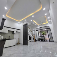 Nhà Chính Chủ Cần Bán Ngay Dương Đức Hiền, Tphú. 65M2 Giá Chỉ 3,9 Tỷ