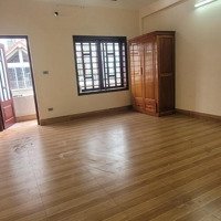 Cho Thuê Phòng Ở Trong Nhà Liền Kề Nguyễn Văn Lộc Điện Nước Giá Dân