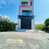 Chủ Kẹt Tiền Đầu Tư Làm Ăn Gửi Bán Gấp Nhà Hoàn Thiện Centana 3Tầng Sd241M2 Giá Bán 6.5 Tỷ Thương Lượng