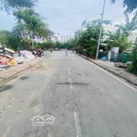 Bán Đất Ngay Đường Hoàng Hữu Nam,109M2,Full Thổ Cư Đường 8M,Đối Diện Công Viên,Kdc An Ninh Sạch Đẹp