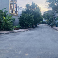 Bán Đất Ngay Đường Hoàng Hữu Nam,109M2,Full Thổ Cư Đường 8M,Đối Diện Công Viên,Kdc An Ninh Sạch Đẹp
