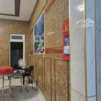 Bán Nhà Đẹp (5X20M) - Trệt, 2 Lầu, Đường Nhựa, Gần Kho Bạc Nhà Bè. Giá Bán 7 Tỷ. Liên Hệ: 0901.809.809