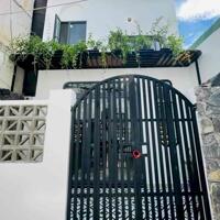 Nhà 2 tầng kiệt Trần Cao Vân, cần bán gấp. Giá sập sàn chỉ hơn 3 tỷ.