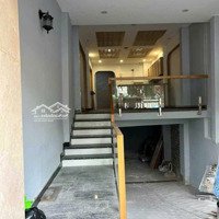 Cho Thuê Nhà Mặt Tiền Lê Văn Sỹ, Quận 3